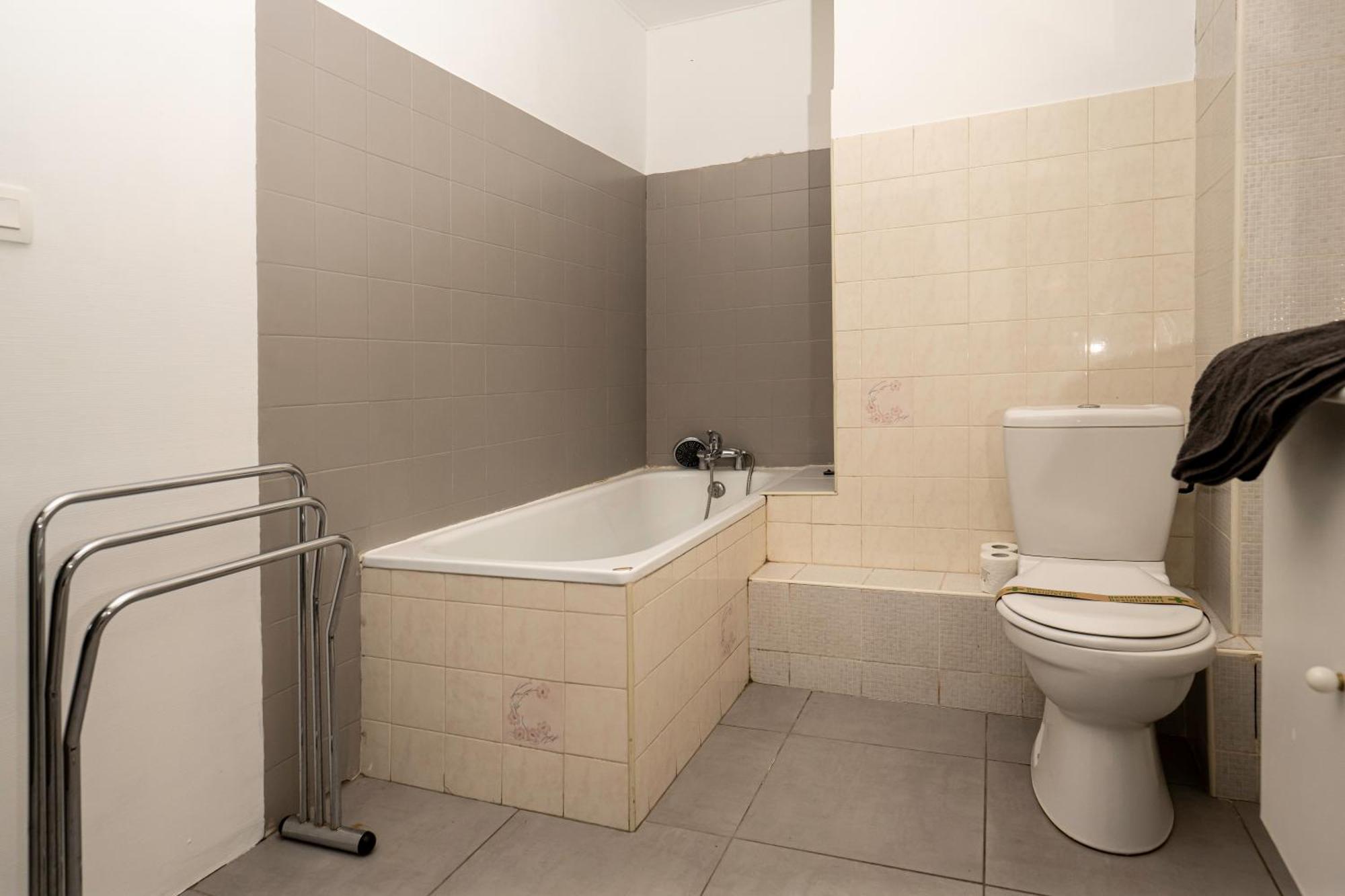 "Evasion"-Meuble De Tourisme 3 Etoiles -Residence "Les Logis De Beziers"-Garage Optionnel-Coeur De Ville-Plages A 16Km ! Εξωτερικό φωτογραφία